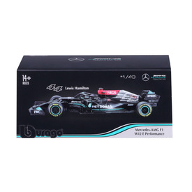 Bburago 1 /43 versenyautó 2020 Mercedes F1 sisakkal - Játék webáruház Autó